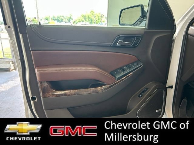 Used 2017 Chevrolet Suburban Premier AWD/4WD image 12
