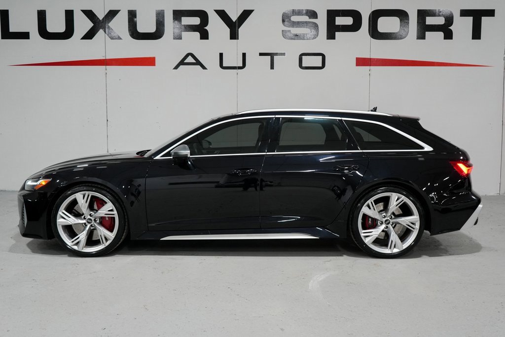 Used 2021 Audi RS 6 w/ Executive Package image 2