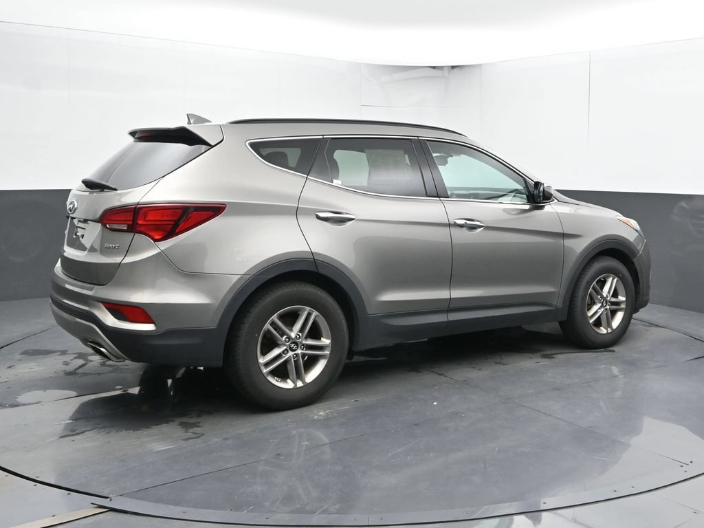 Used 2018 Hyundai Santa Fe Sport w/ 2.4L Value Package 02 FWD image 3