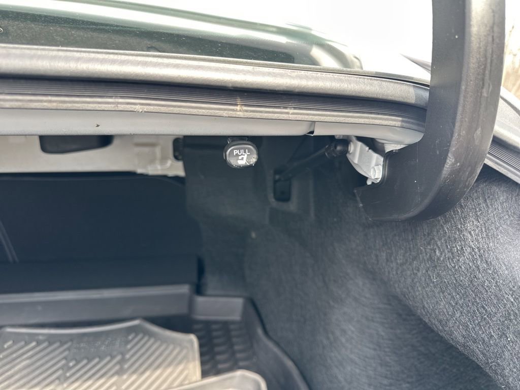 Used 2019 Toyota Camry XSE image 38