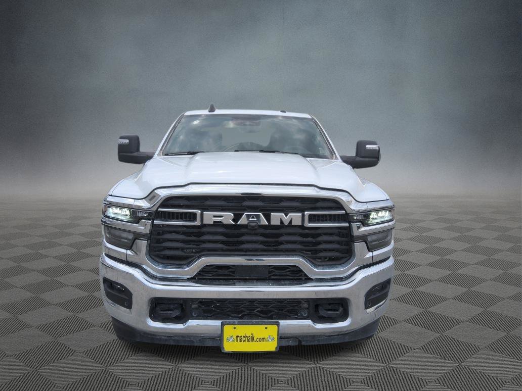Used 2025 RAM 2500 Big Horn AWD/4WD image 3