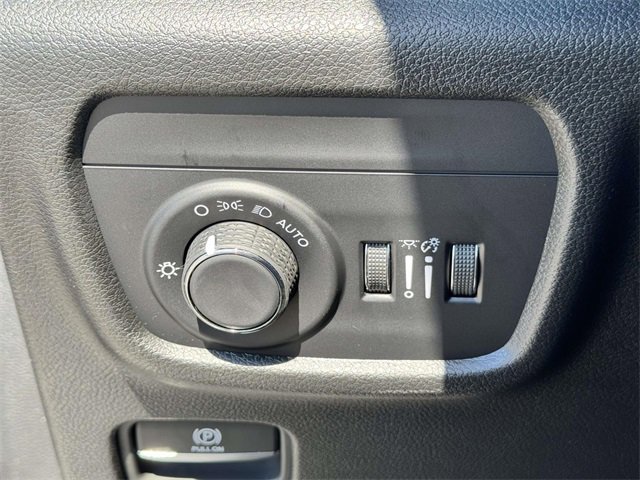 New 2025 Jeep Grand Cherokee L Altitude image 8