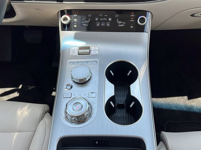 Certified 2026 Genesis GV70 2.5T Select AWD/4WD image 14
