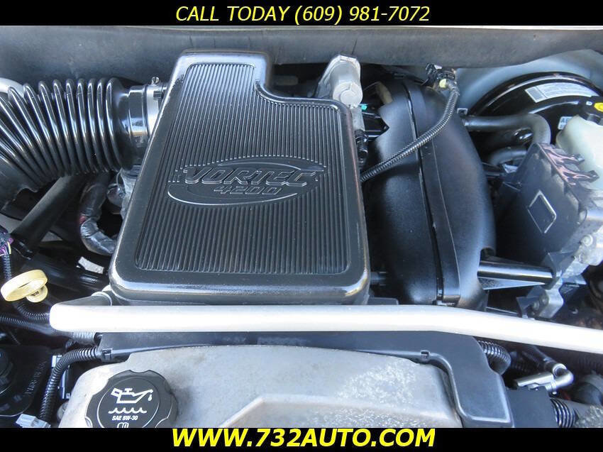 Used 2008 Chevrolet TrailBlazer LT w/ Sun And 6-Disc Cd Package AWD/4WD image 15