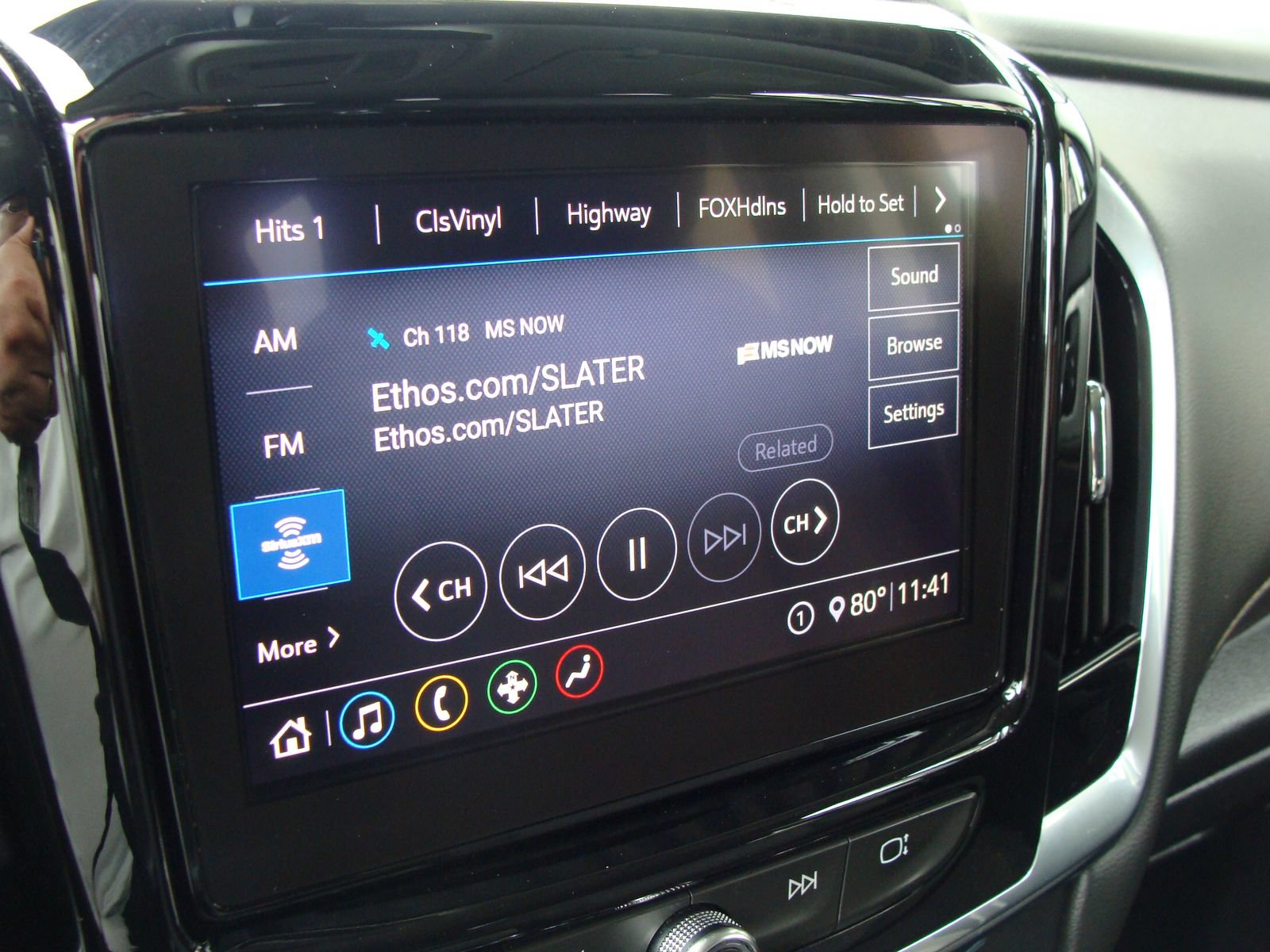 Used 2020 Chevrolet Traverse LT AWD/4WD image 18