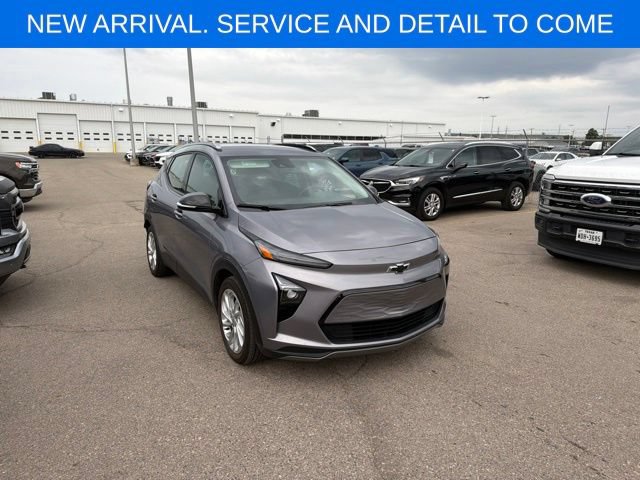 Certified 2023 Chevrolet Bolt EUV LT w/ Comfort Package FWD image 5