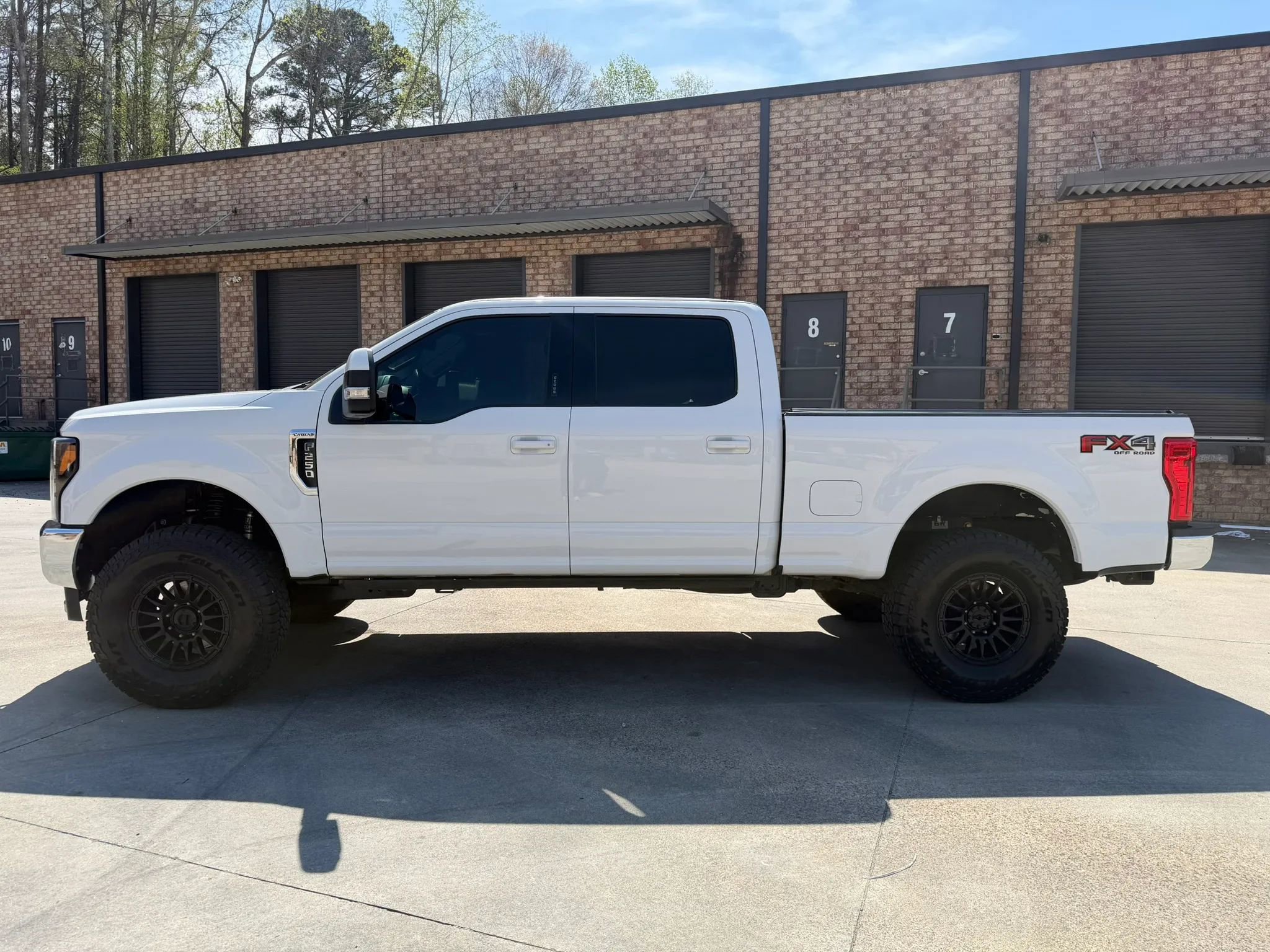 Used 2018 Ford F250 Lariat image 3