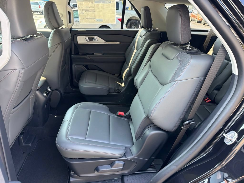 New 2026 Ford Explorer Active w/ Active Comfort Package AWD/4WD image 11