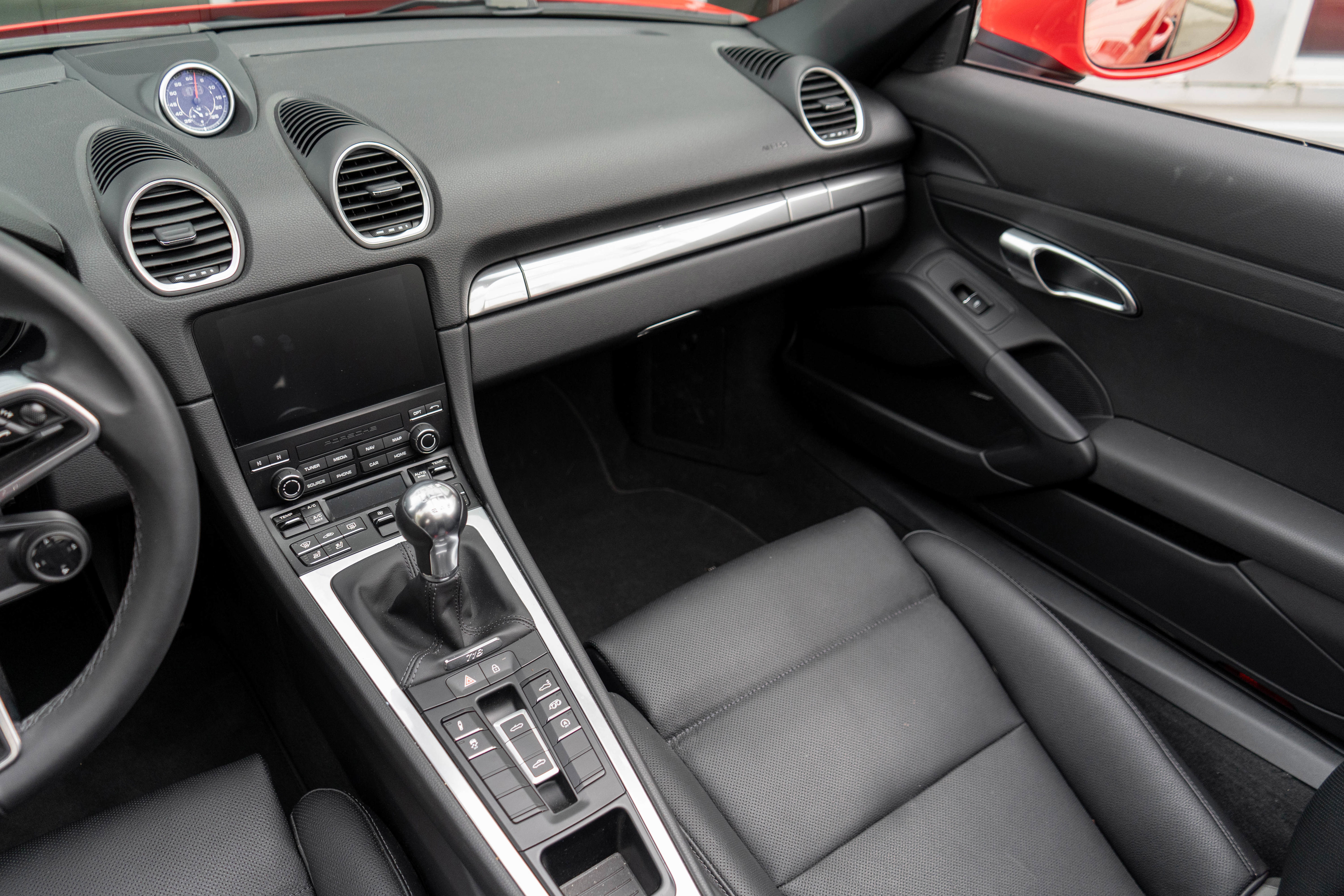 Used 2024 Porsche 718 Boxster image 19