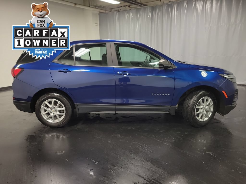 Used 2022 Chevrolet Equinox LS AWD/4WD image 9