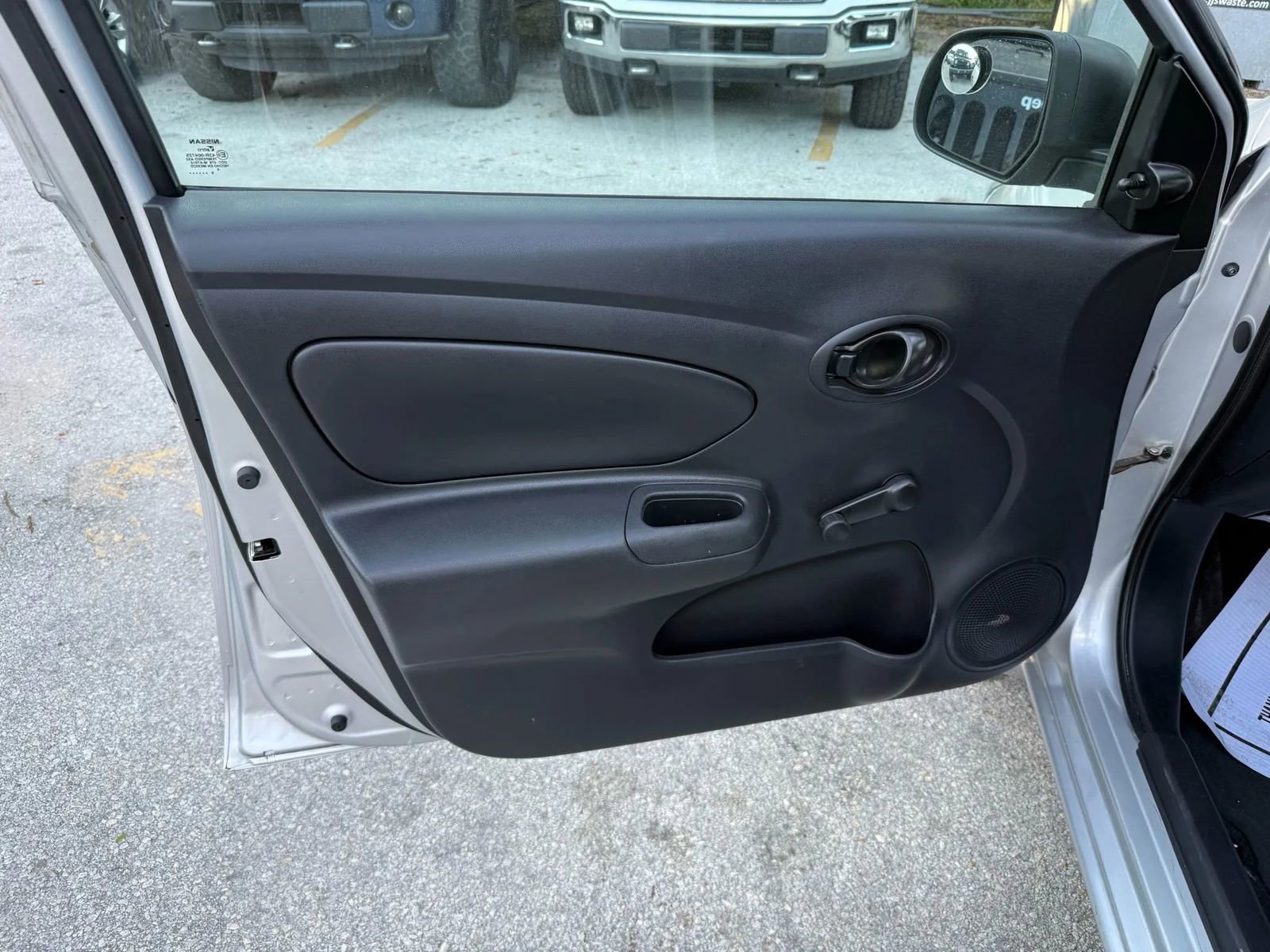 Used 2015 Nissan Versa S Plus image 15