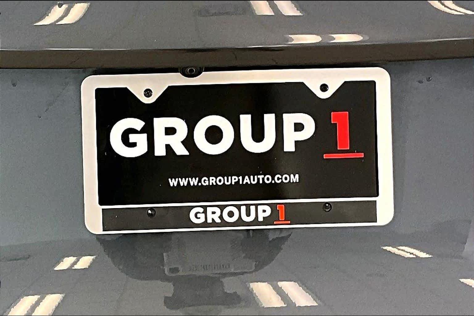 Used 2022 Tesla Model Y Long Range AWD/4WD image 30