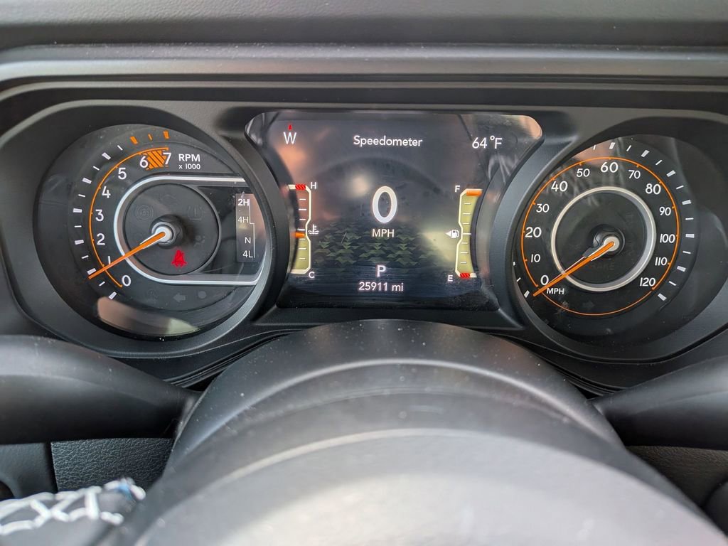 Used 2025 Jeep Wrangler Unlimited Rubicon w/ Convenience Group image 15