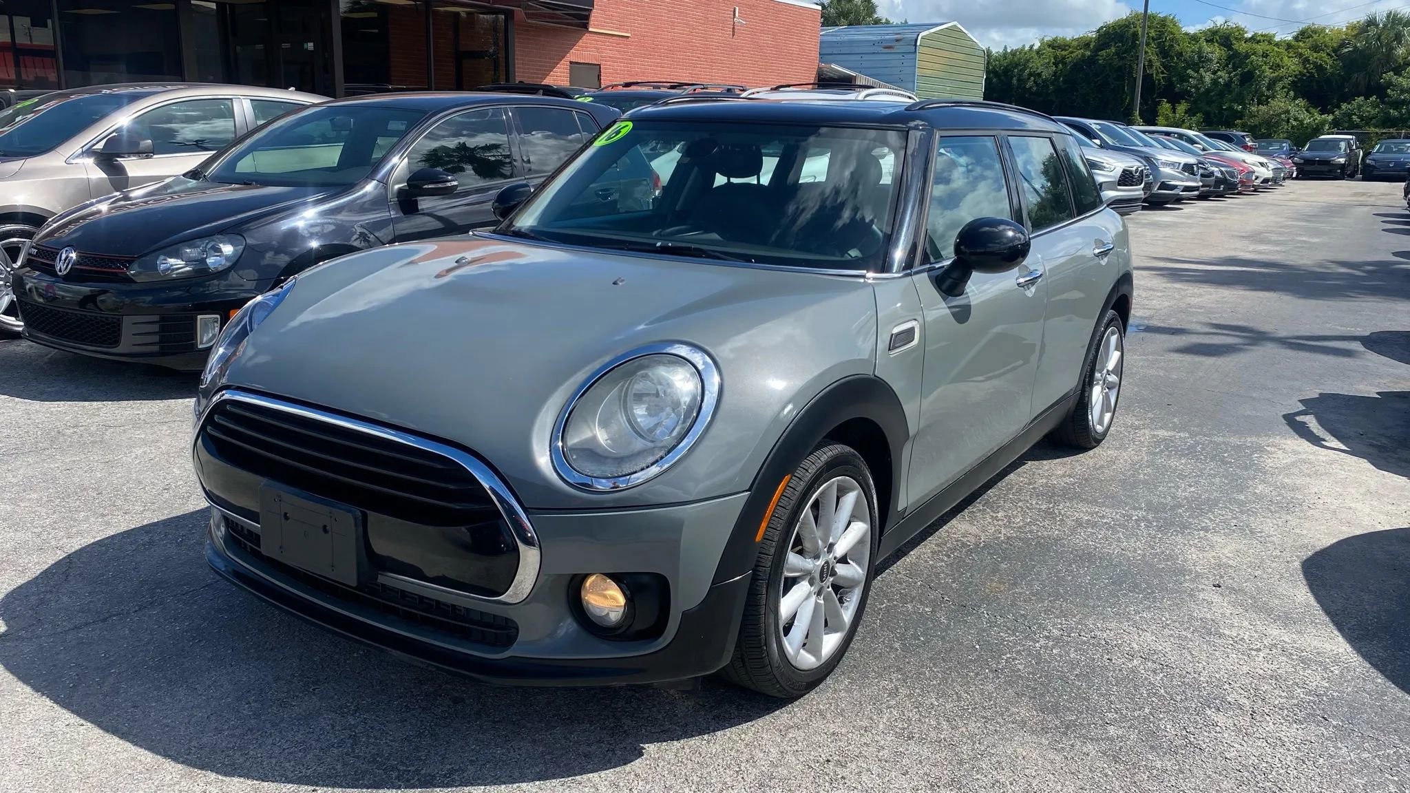 Used 2016 MINI Cooper Clubman image 4