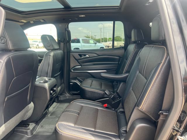 Used 2026 Chevrolet Traverse High Country w/ LPO, Floor Liner Package AWD/4WD image 14