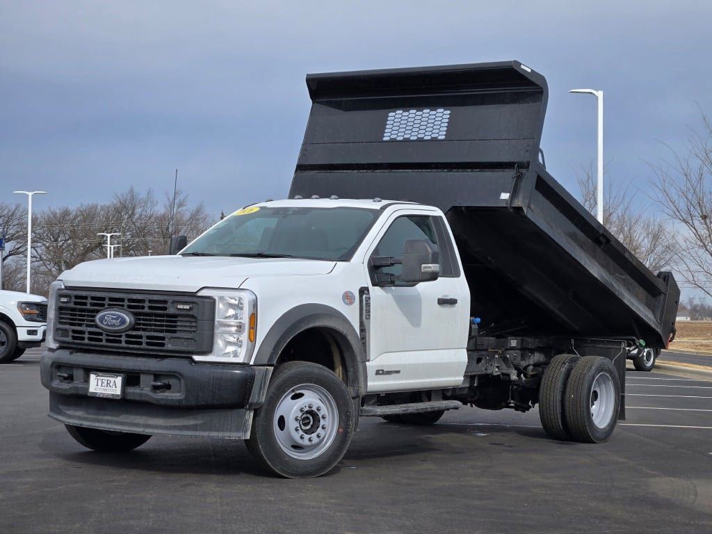 New 2026 Ford F550 4x4 Regular Cab Super Duty image 4