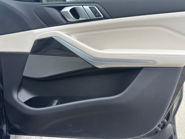 Certified 2024 BMW X5 M60i w/ Climate Comfort Package image 29