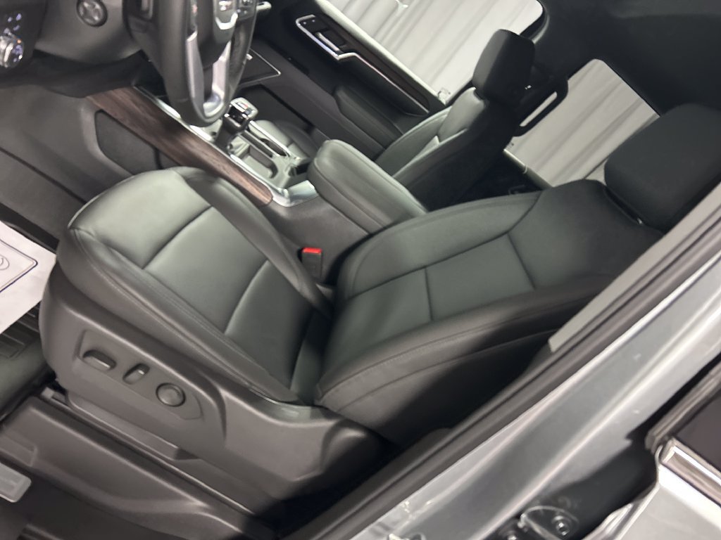 New 2026 GMC Sierra 1500 SLT AWD/4WD image 10