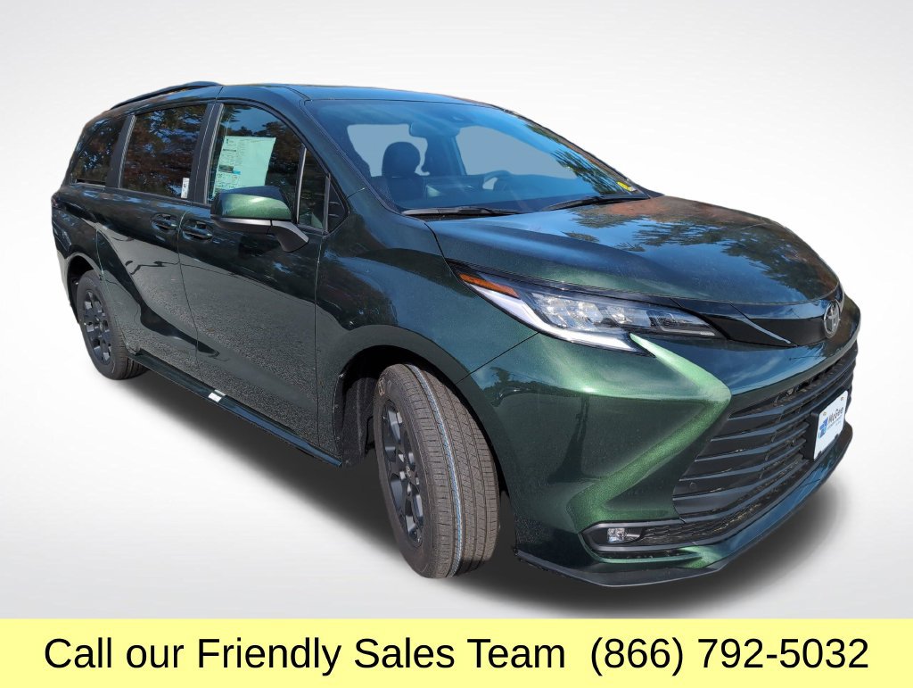 New 2026 Toyota Sienna XLE Woodland Edition AWD/4WD image 7
