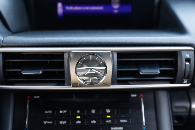 Used 2017 Lexus IS 200t F Sport image 38