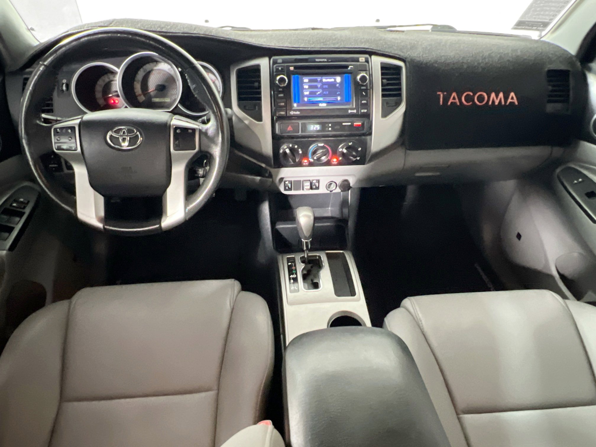 Used 2013 Toyota Tacoma PreRunner w/ Limited Pkg image 29