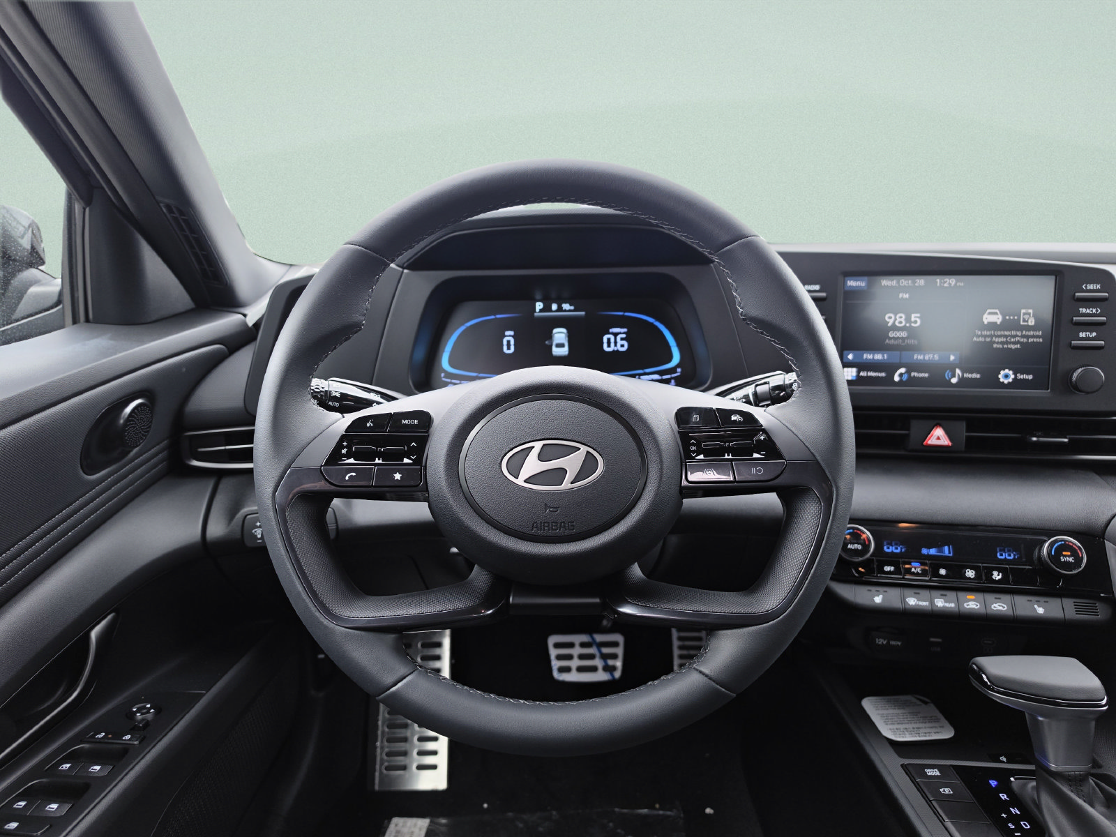 New 2026 Hyundai Elantra SEL Sport FWD image 16