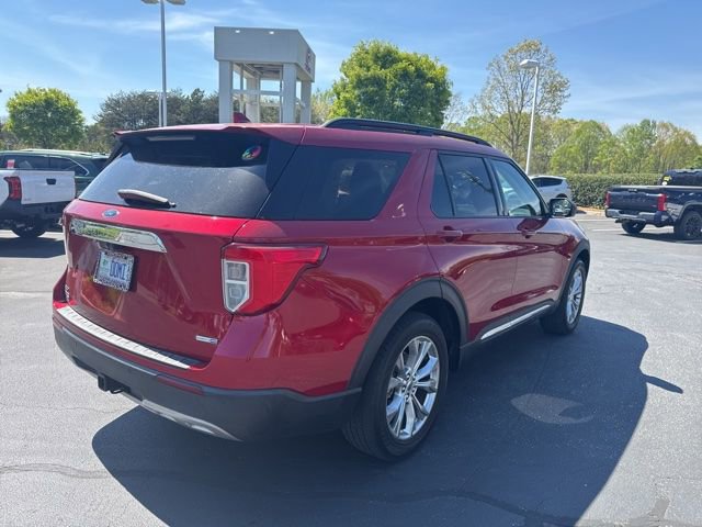 Used 2020 Ford Explorer XLT w/ Equipment Group 202A image 4