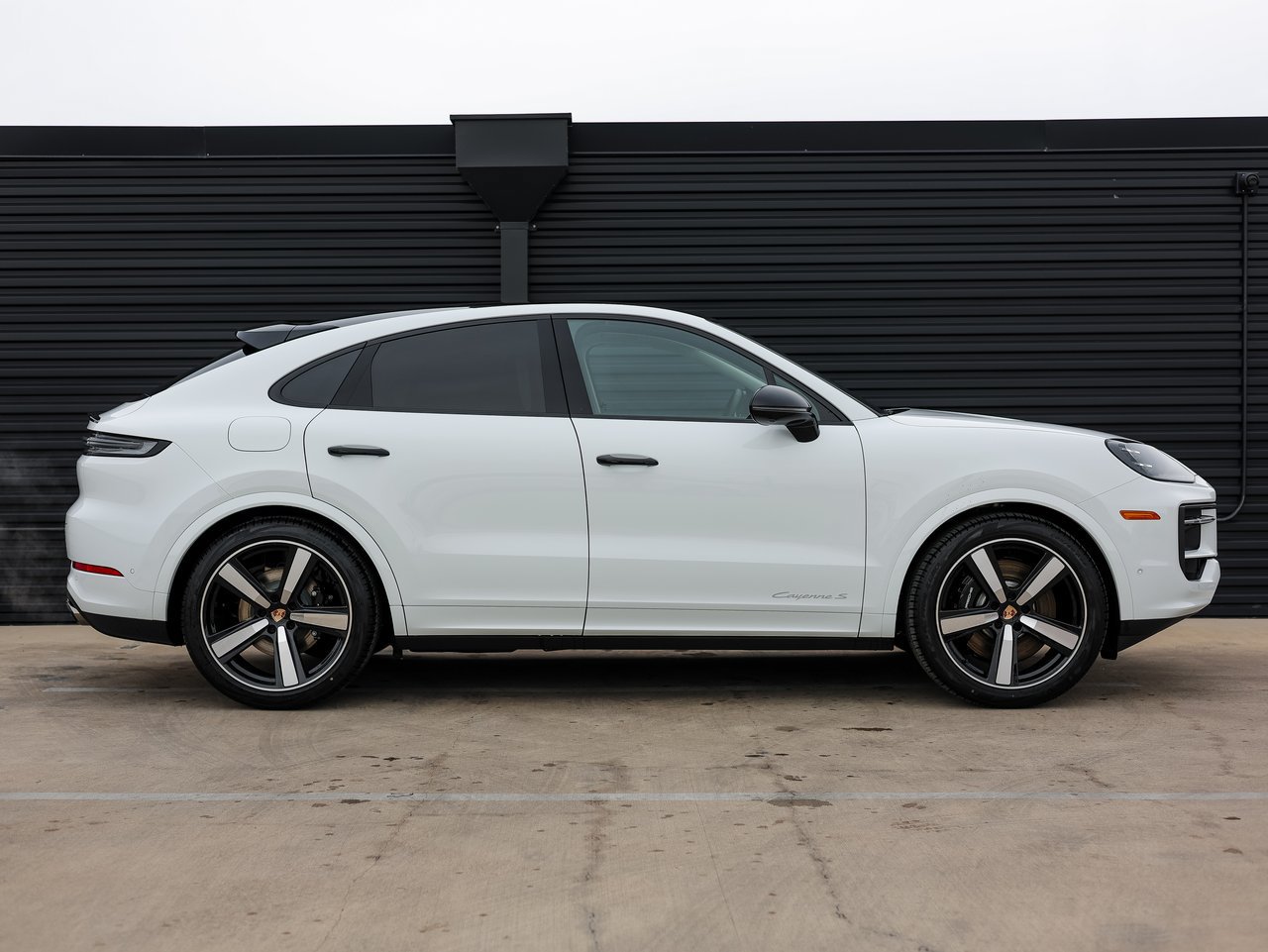 New 2026 Porsche Cayenne S AWD/4WD image 8