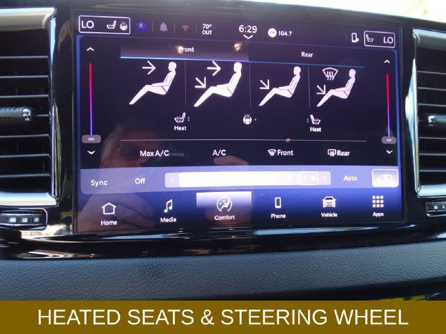 Certified 2026 Chrysler Pacifica Select FWD image 14