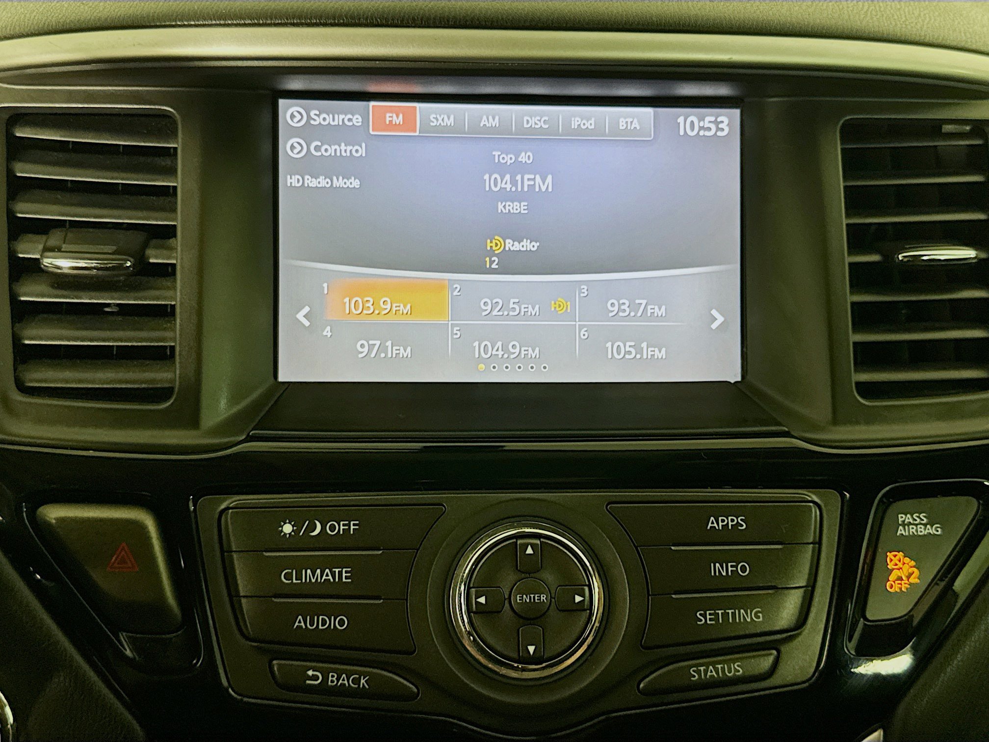 Used 2020 Nissan Pathfinder S AWD/4WD image 16