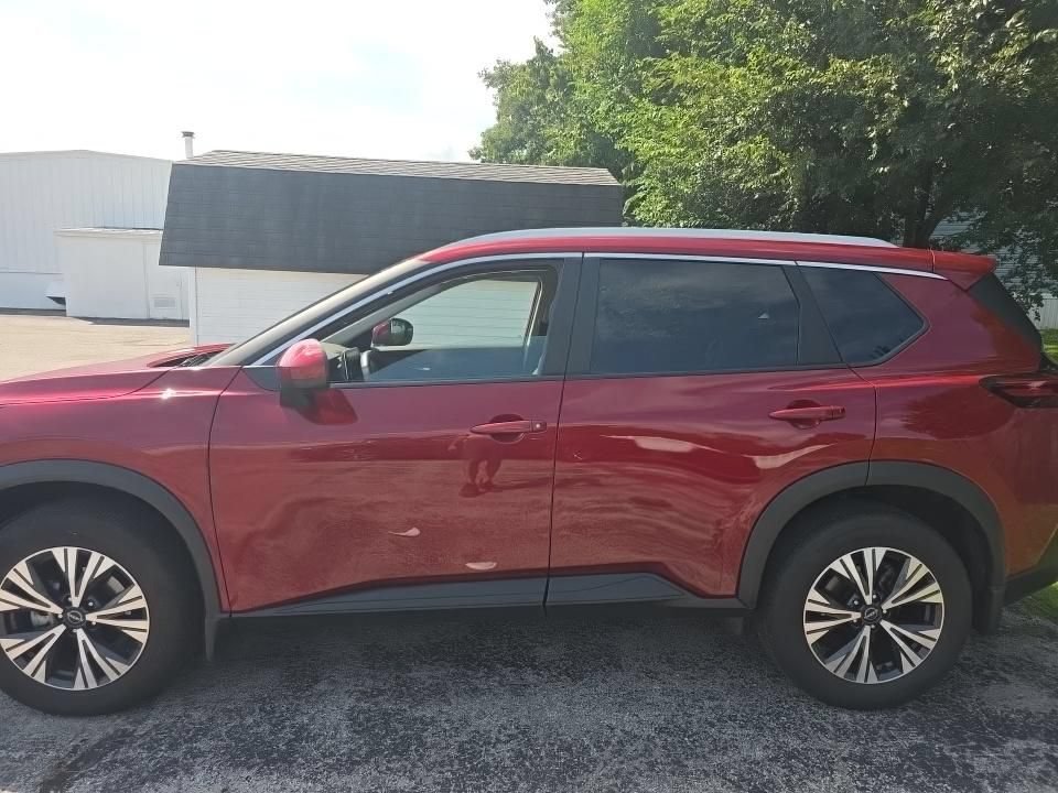 Certified 2023 Nissan Rogue SV w/ SV Premium B Package AWD/4WD image 4