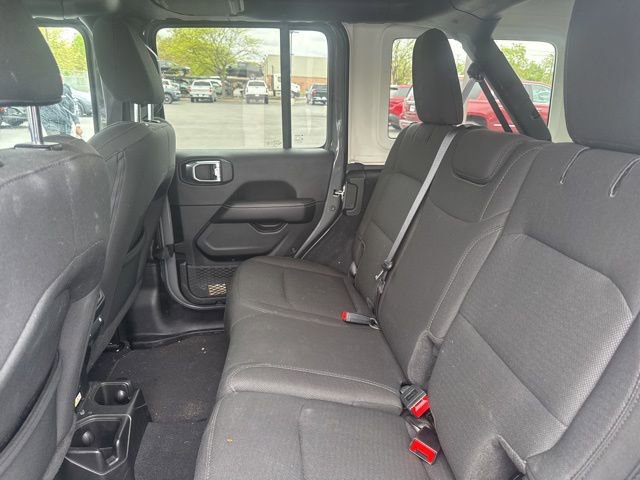 Used 2023 Jeep Wrangler Sahara w/ LED Lighting Group AWD/4WD image 13