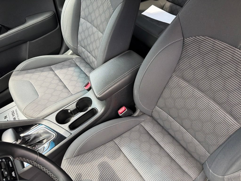 Used 2022 Kia Niro LXS FWD image 19