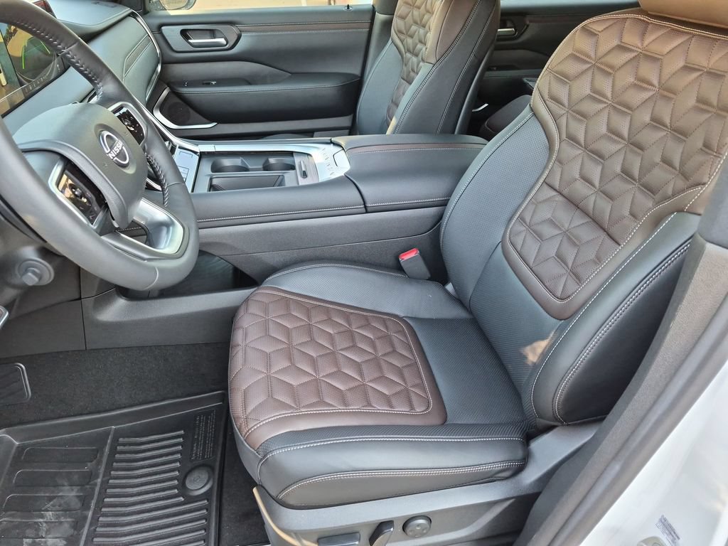New 2026 Nissan Armada Platinum AWD/4WD image 16
