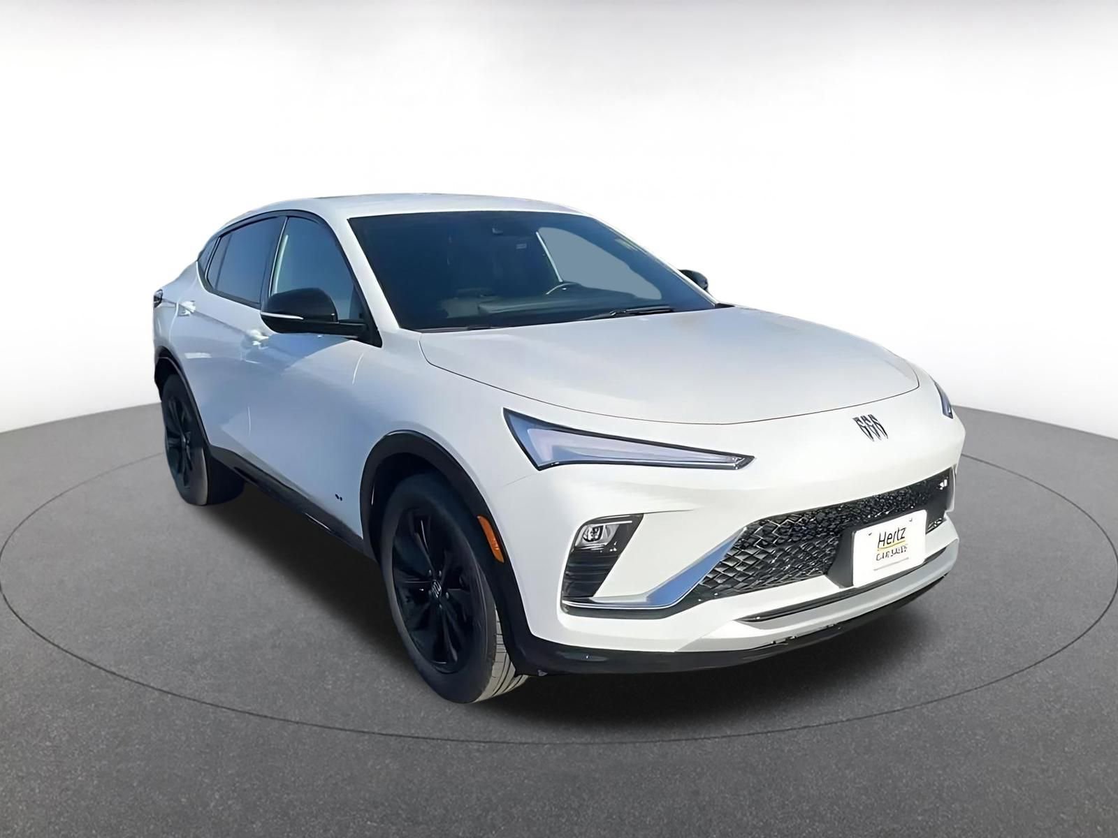 Used 2025 Buick Envista Sport Touring image 3