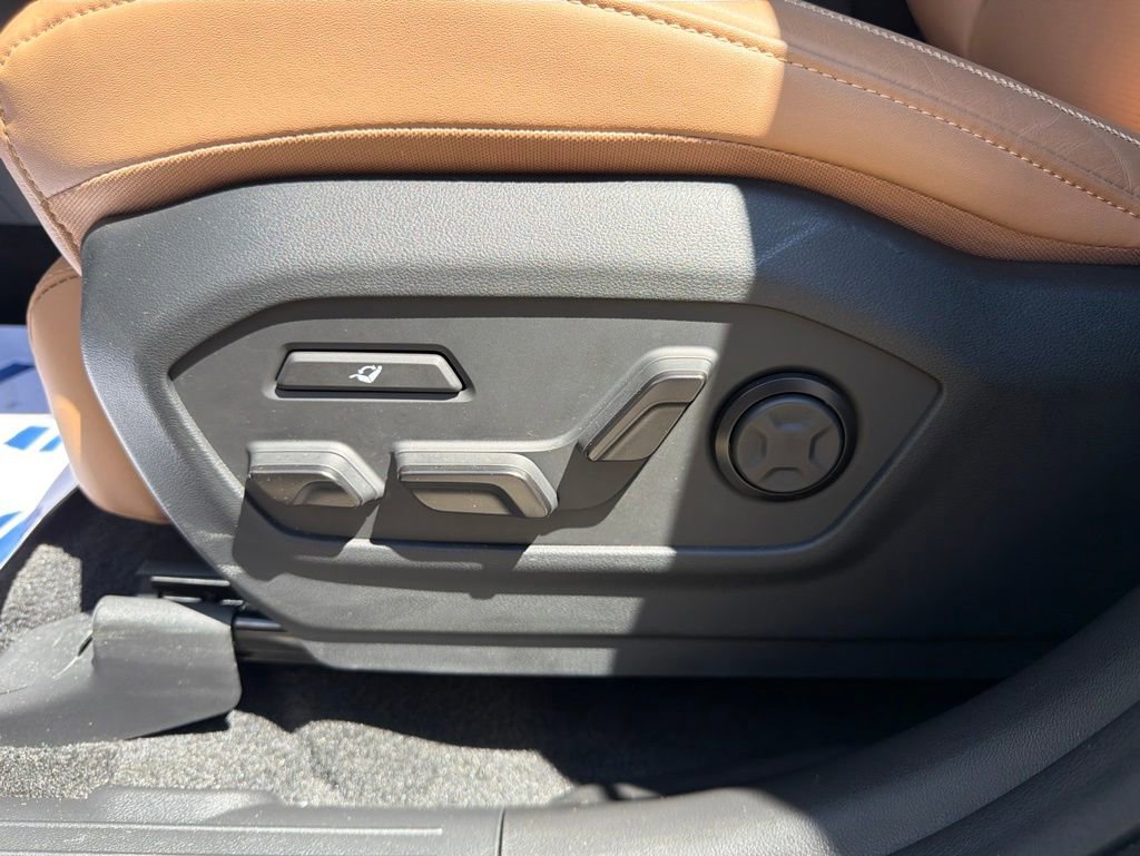 Used 2026 Hyundai Santa Fe Calligraphy AWD/4WD image 23