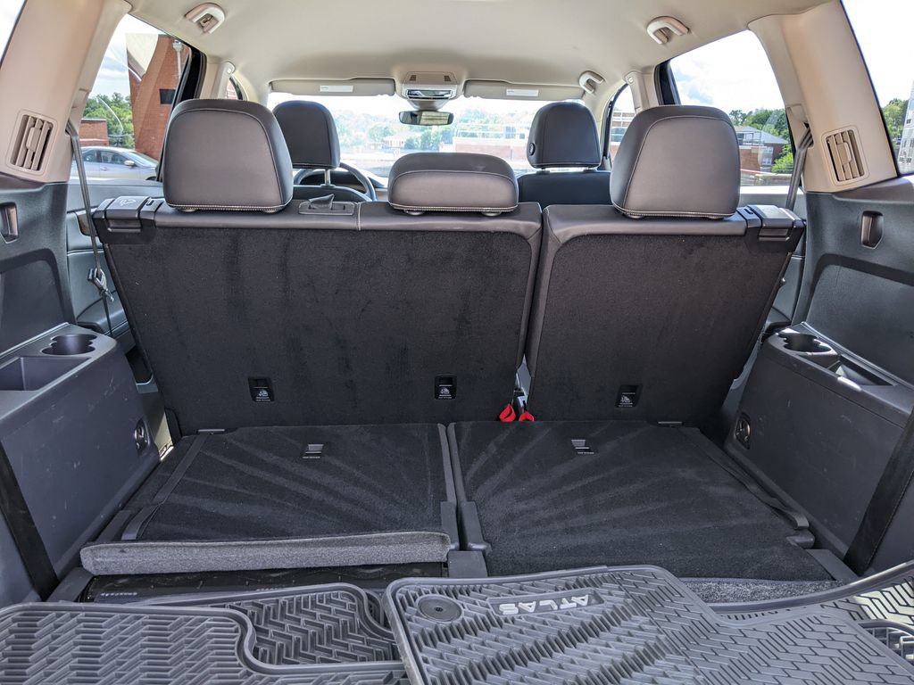Certified 2024 Volkswagen Atlas SE FWD image 26
