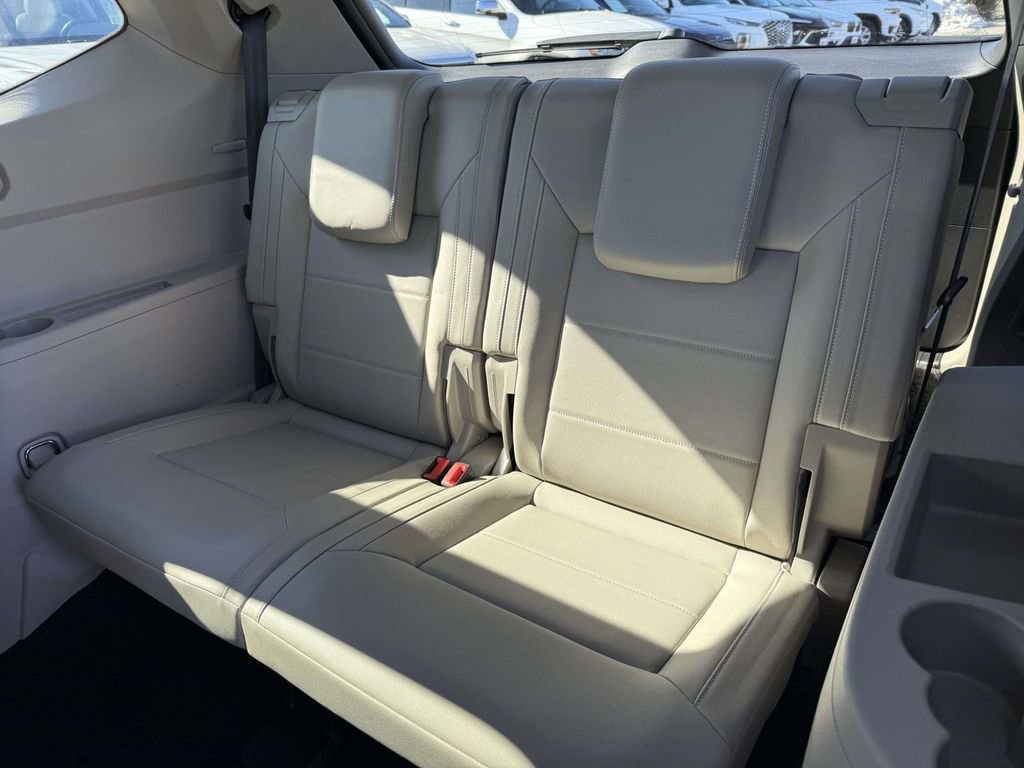 Used 2021 Volkswagen Atlas SE image 15