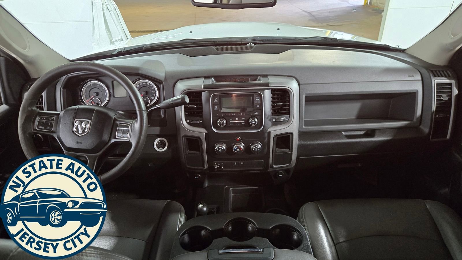 Used 2018 RAM 2500 Tradesman w/ Chrome Appearance Group image 25