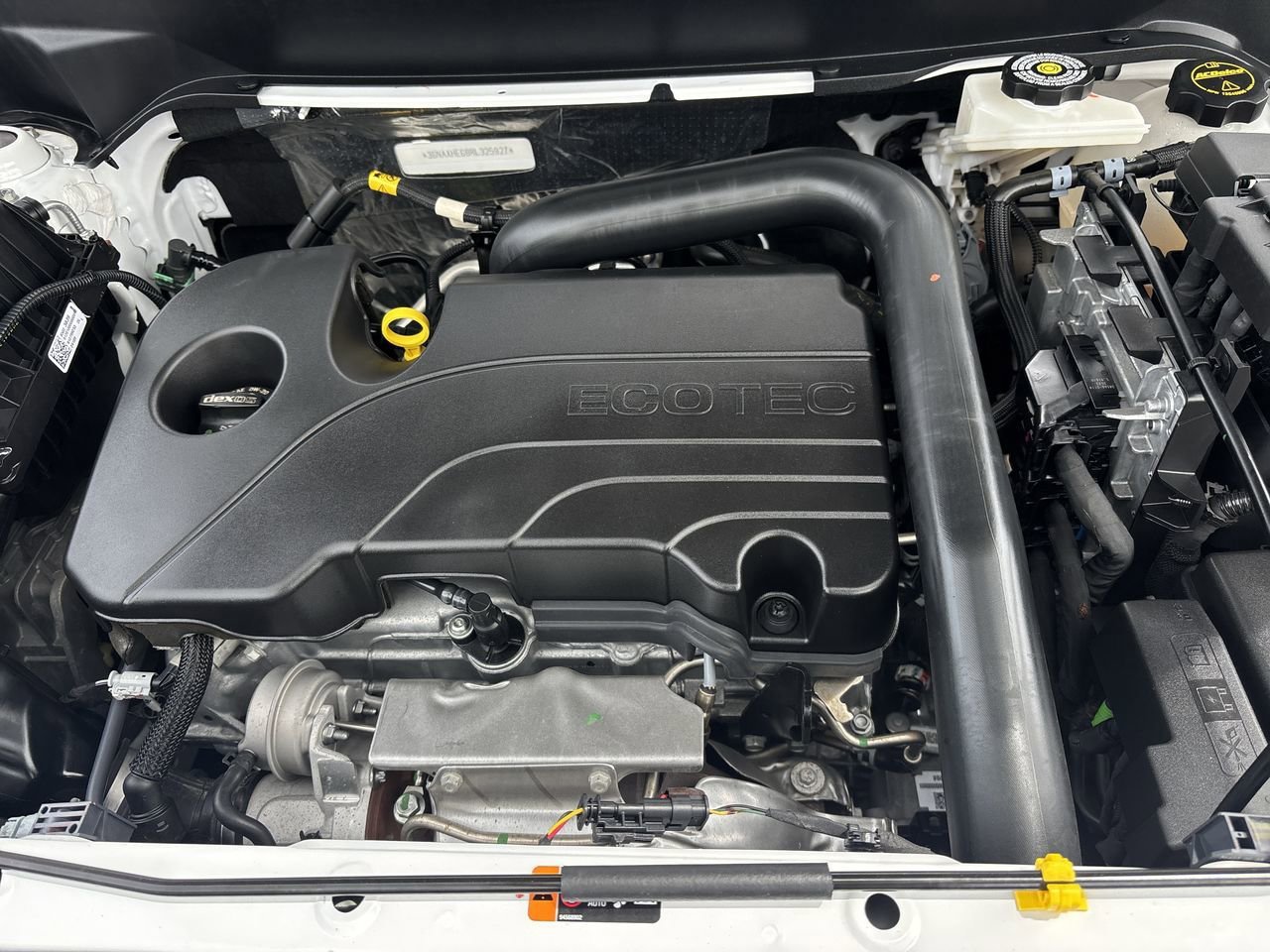 Used 2024 Chevrolet Equinox LS w/ LS Convenience Package FWD image 9