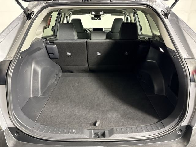 Used 2024 Toyota RAV4 LE image 33