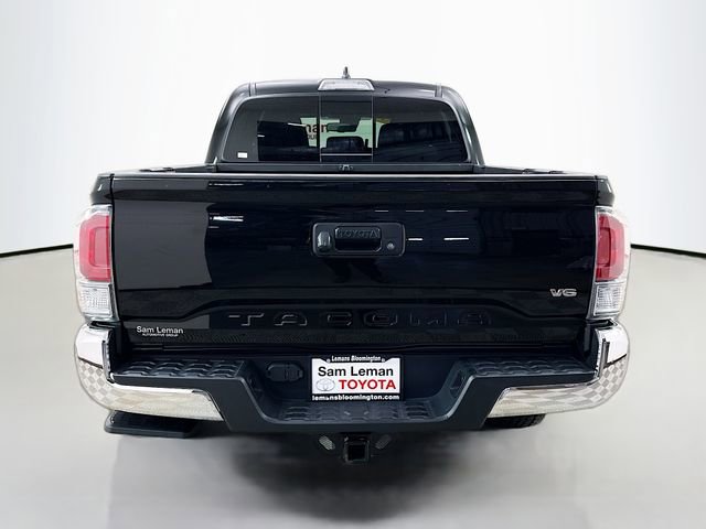 Used 2023 Toyota Tacoma TRD Off-Road image 6