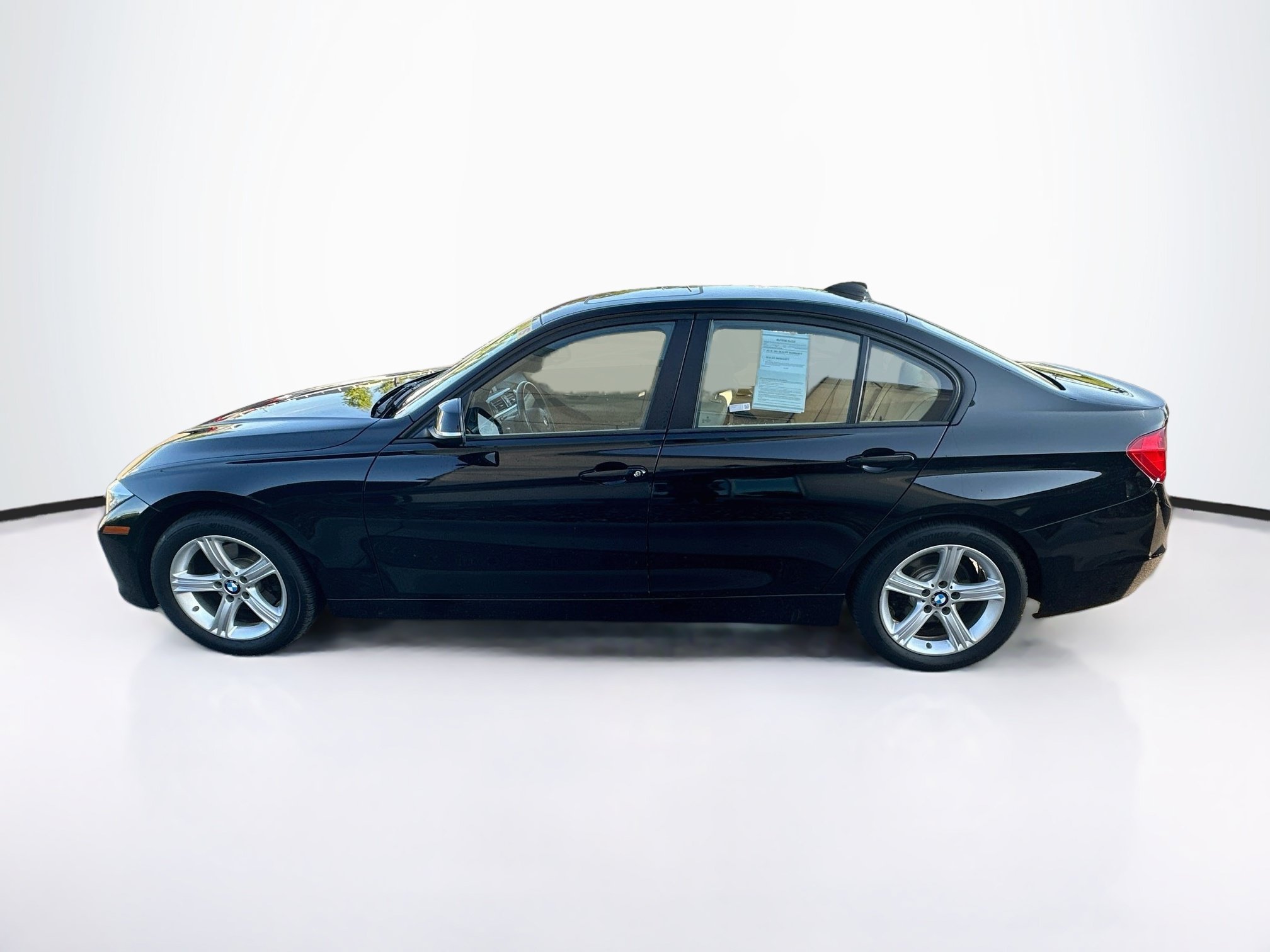 Used 2013 BMW 328i xDrive Sedan AWD/4WD image 4