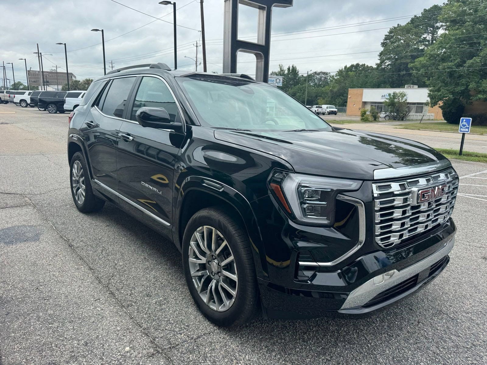 Certified 2026 GMC Terrain Denali AWD/4WD image 8