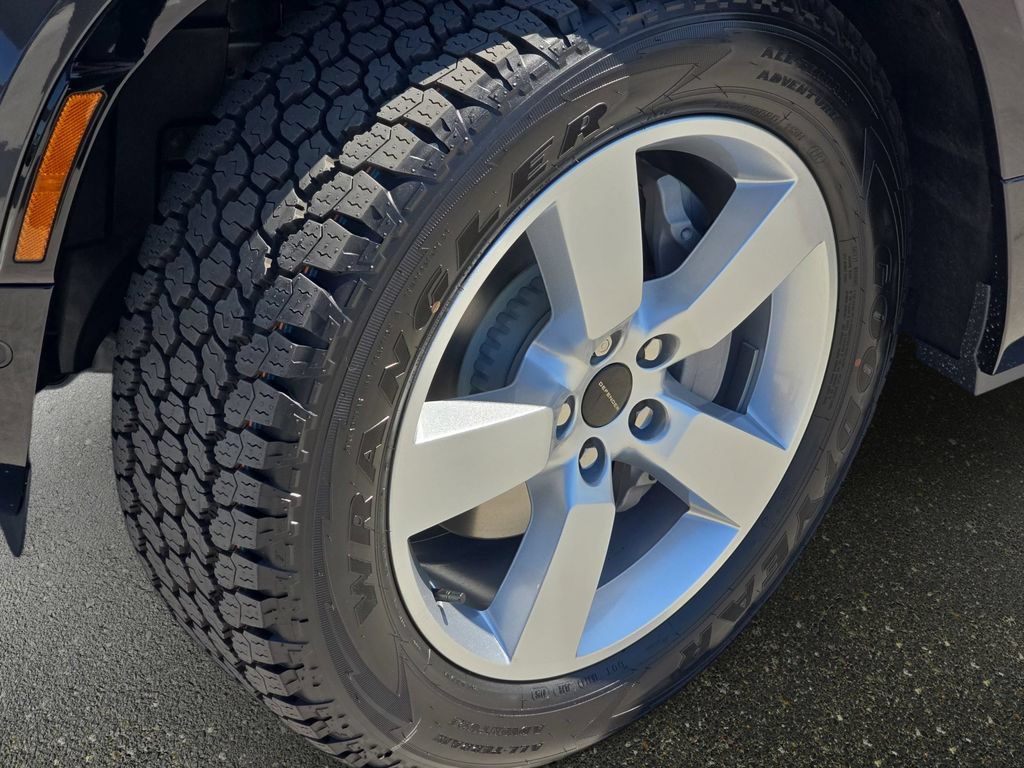 New 2026 Land Rover Defender 110 X-Dynamic SE AWD/4WD image 34