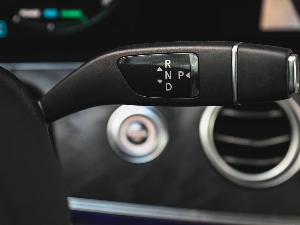Used 2022 Mercedes-Benz E 53 AMG 4MATIC Sedan image 31