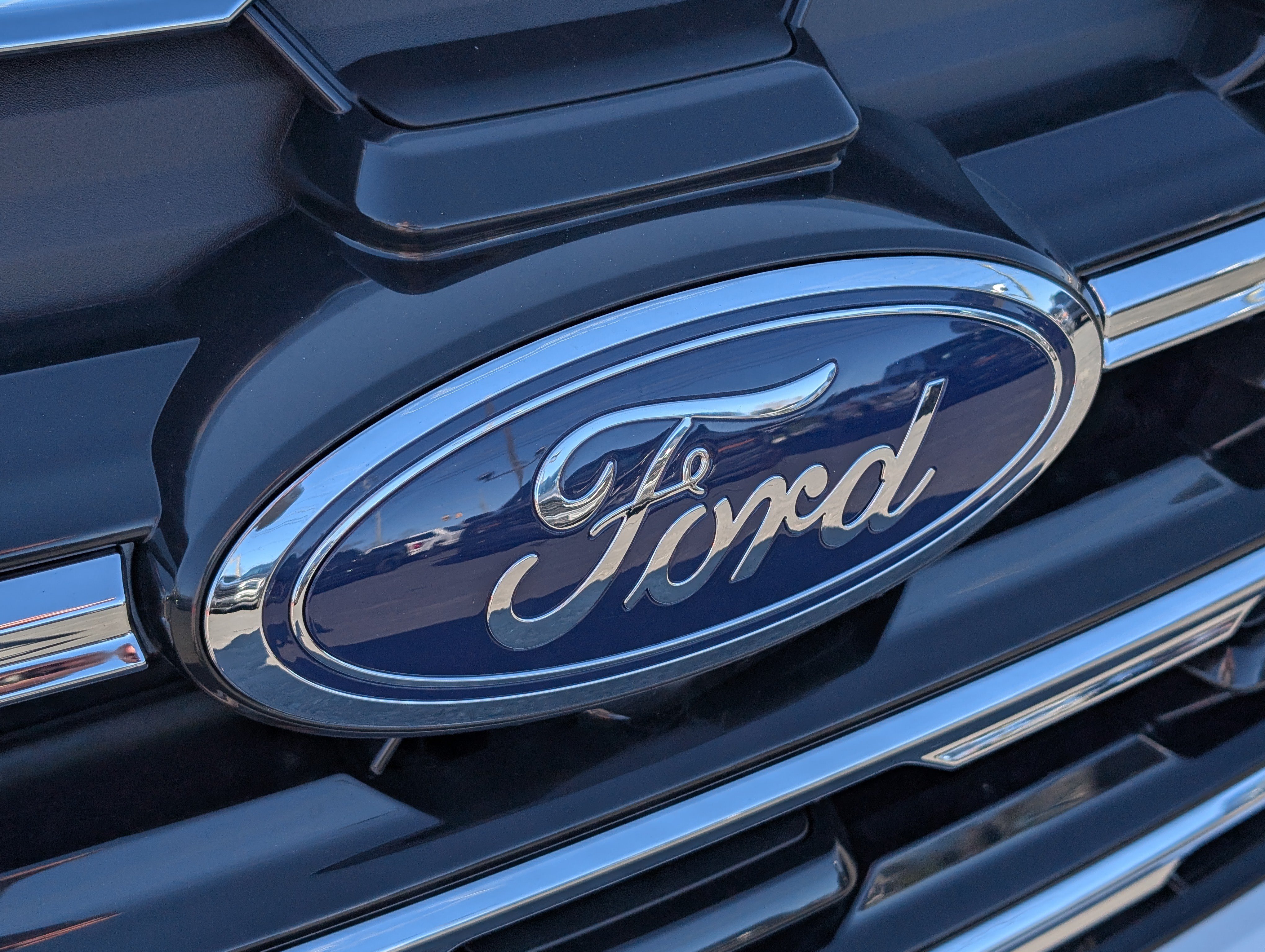 New 2026 Ford Explorer Active w/ Active Comfort Package AWD/4WD image 6