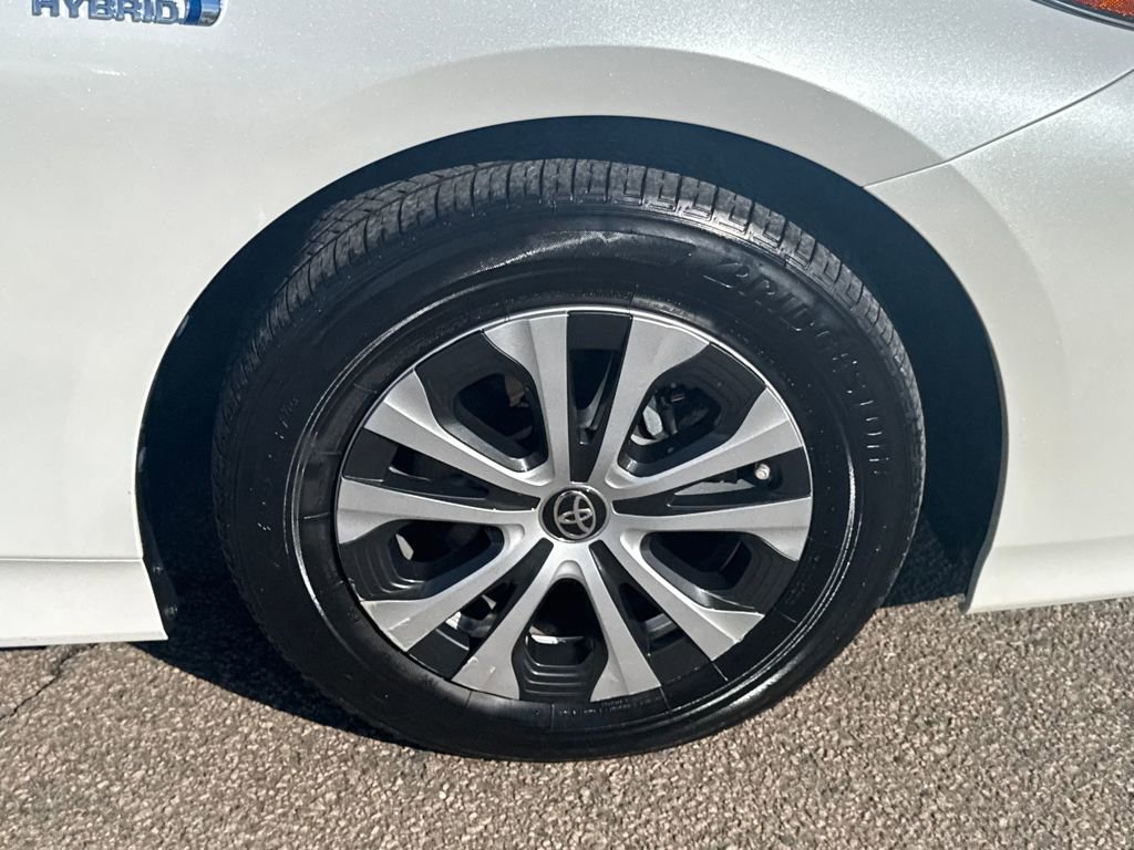 Used 2021 Toyota Prius Prime XLE image 44