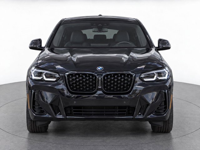 Used 2025 BMW X4 xDrive30i w/ Premium Package AWD/4WD image 5