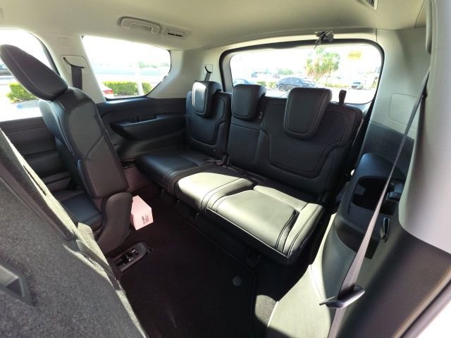 Used 2026 Nissan Armada SV AWD/4WD image 26